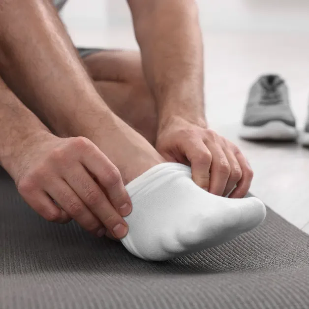 ขายส่ง ถุงเท้า เป็นที่นิยมในตลาดนัด